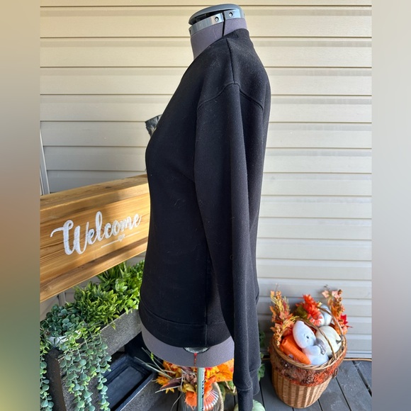 Brunette The Label “ Cherrs Babe “ black crew neck with gold glitter wording s/m - Picture 7 of 8